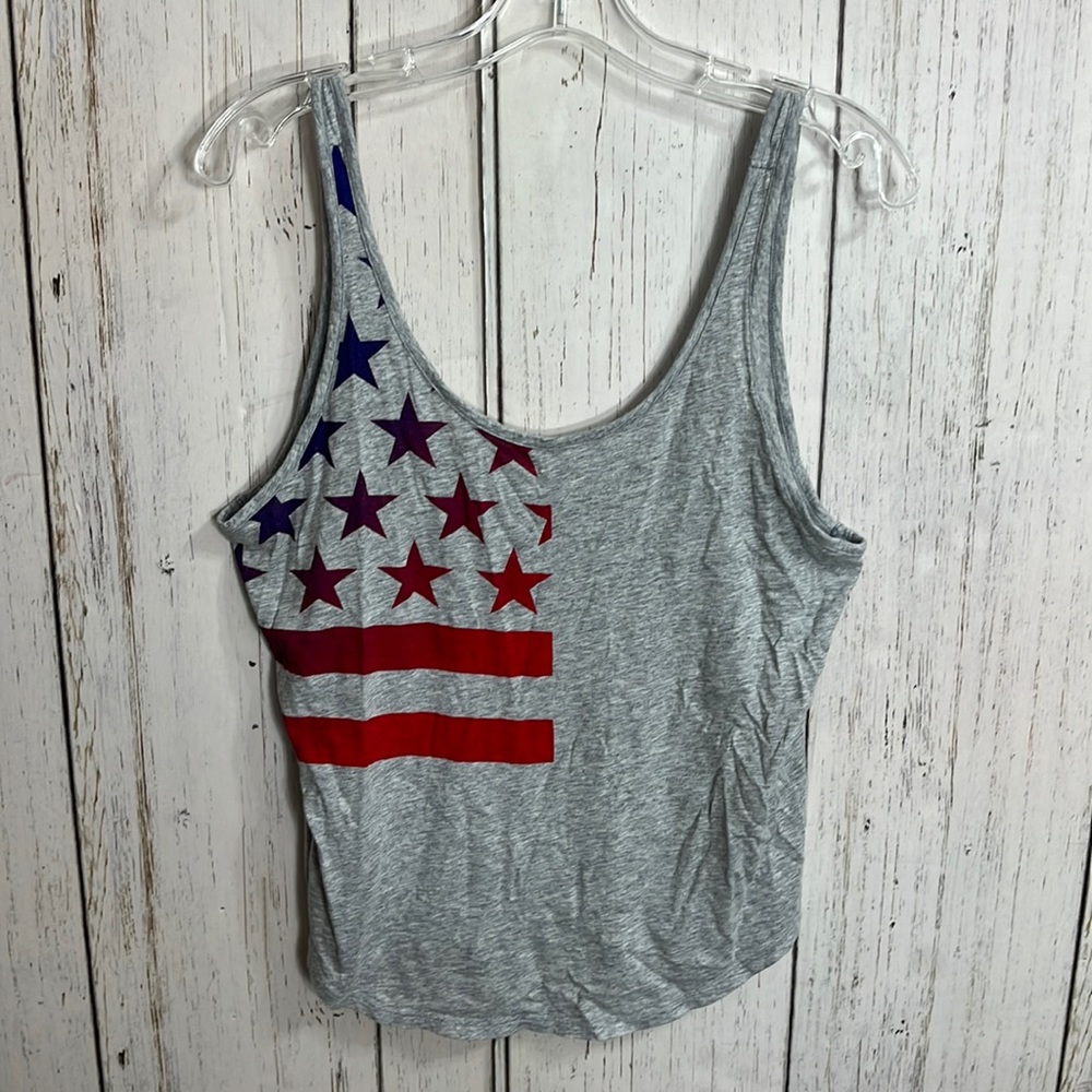 Under Armour Loose Fit Gray Stars & Stripes Tank Top Size Medium